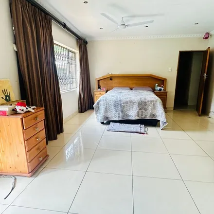 Image 4 - Helium Height Road, Wild En Weide, Richards Bay, 3900, South Africa - Apartment for rent