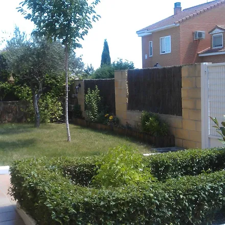 Rent this 1 bed townhouse on Cabanillas del Campo in CM, ES