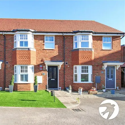 Rent this 3 bed townhouse on Mercer Avenue in Swanscombe, DA10 1BR