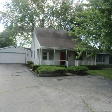 Rent this 3 bed house on Crystal Woods Golf Club in 5915 IL 47, Woodstock