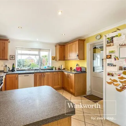 Image 4 - New Road, Parley Cross, BH10 7EA, United Kingdom - House for sale