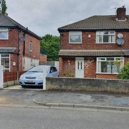 Rent this 3 bed duplex on Mariman Drive in Manchester, M8 4PT