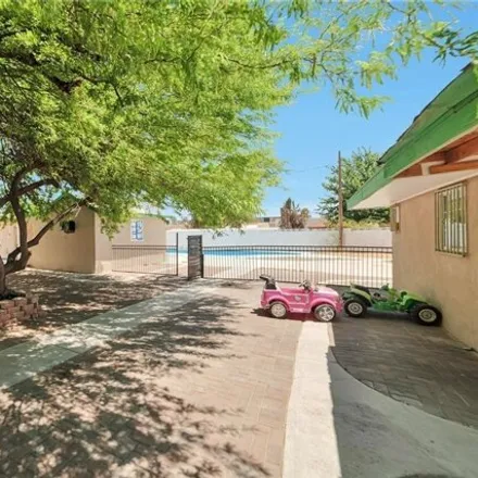 Image 9 - 4898 Eugene Ave, Las Vegas, Nevada, 89108 - House for sale