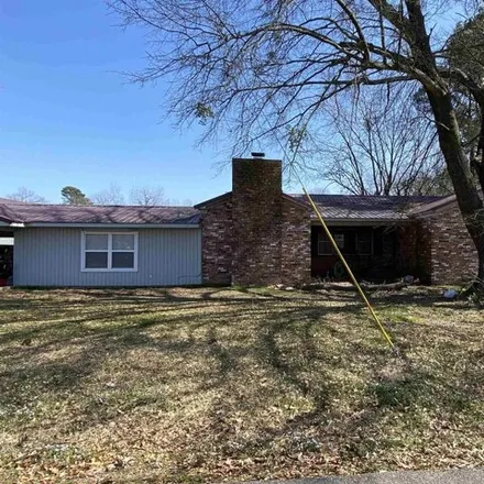 Buy this 3 bed house on Dollar General in North Holcomb Street, Mineral Springs