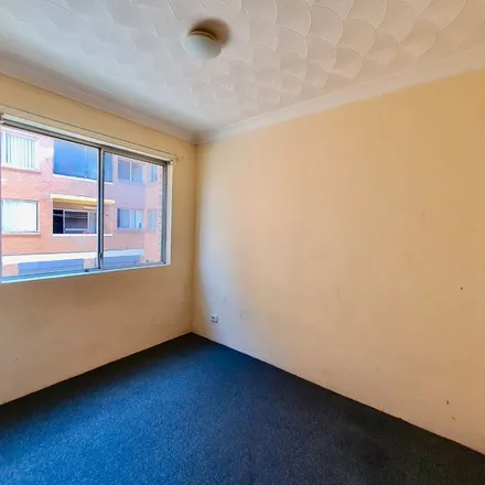 Image 5 - 5 Hart Street, Warwick Farm NSW 2170, Australia - Apartment for rent