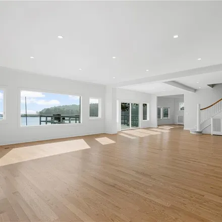 Rent this 7 bed apartment on 15 Shore Road in New York, NY 10464