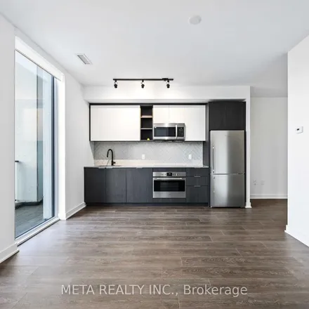 Rent this 2 bed townhouse on Kipling-Queensway Mall in Gardiner Expressway Collector, Toronto