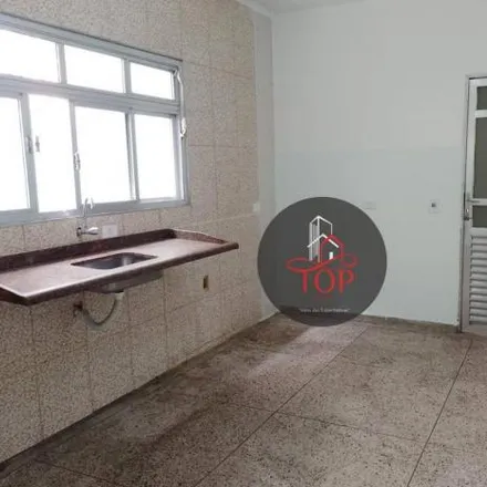 Rent this 2 bed house on ABC Safety in Avenida das Nações, Parque Novo Oratório