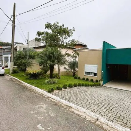 Buy this 2 bed house on Rua Suzuka in Jardim Santa Izabel, Itapecerica da Serra - SP