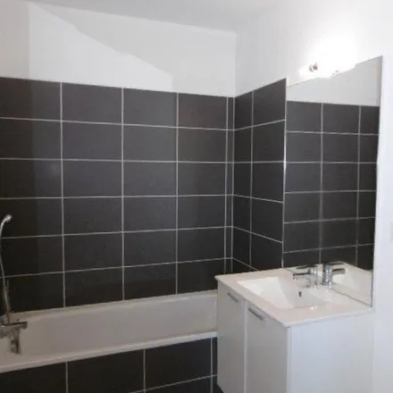 Rent this 1 bed apartment on 987 Petit Cabriés in 13100 Le Tholonet, France
