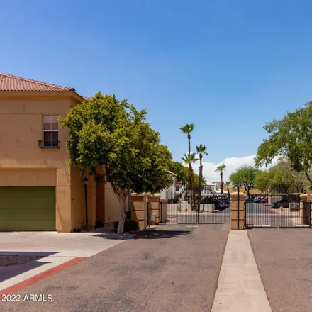 Image 4 - East Cheyenne Road, Phoenix, AZ 85076, USA - Townhouse for sale