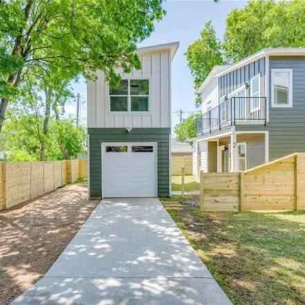 Image 3 - 1315 Clearfield Drive, Austin, TX 78758, USA - House for sale