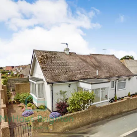 Rent this studio house on Arundel Road in Peacehaven, BN10 8EY