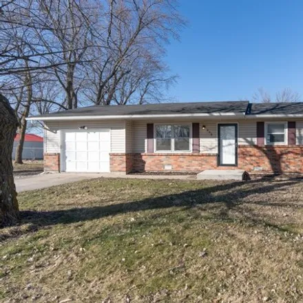 Buy this 3 bed house on 449 Austin Street in Moberly, MO 65270