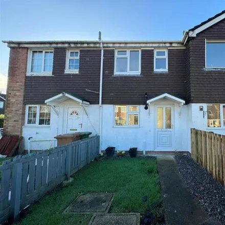 Buy this 2 bed townhouse on Penclawdd in Bedwas, CF83 3QF