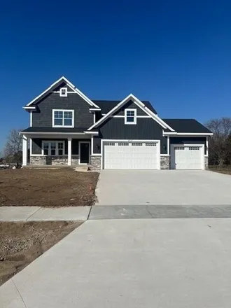 Buy this 4 bed house on 3785 Eastern Avenue Northeast in Plainfield Charter Township, MI 49525