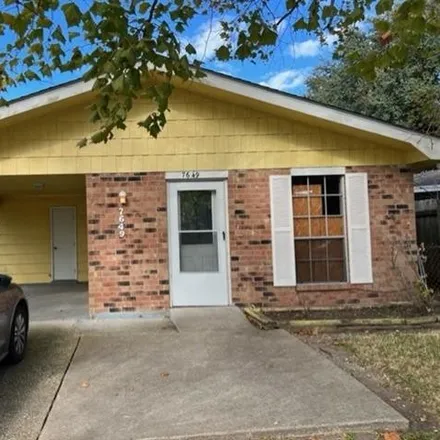 Rent this 3 bed house on 7649 Kingsport Boulevard in Little Woods, New Orleans