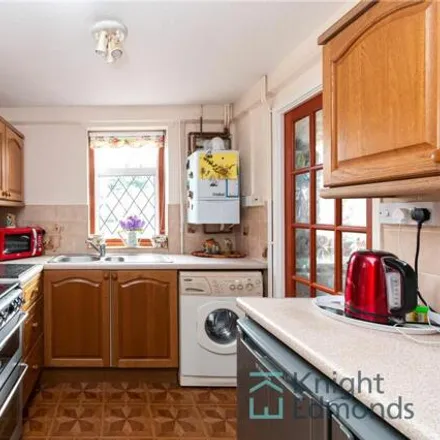 Image 3 - Cheshire Road, Maidstone, ME15 8HN, United Kingdom - Townhouse for sale