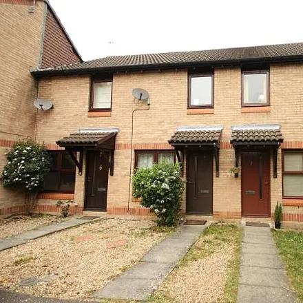Rent this 2 bed townhouse on Hedgerley Court in Horsell, GU21 3LZ