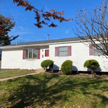 Rent this 4 bed house on Lawrence Dr in Hackettstown, NJ