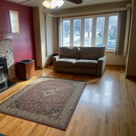 Image 4 - 3600 West 116th Place, Chicago, IL 60655, USA - House for sale