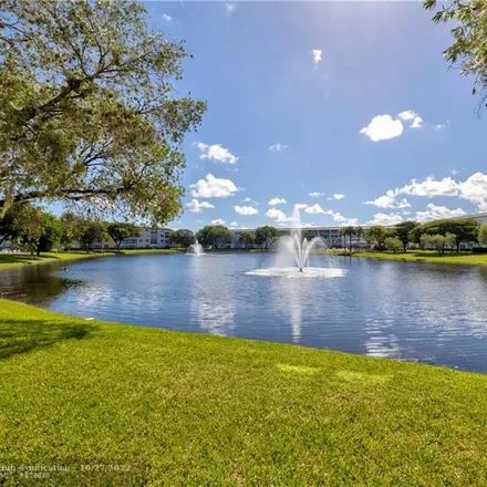 Buy this 2 bed condo on 1702 Andros Isle in Coconut Creek, FL 33066