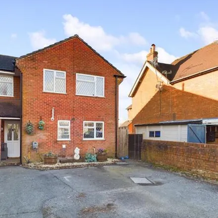 Buy this 4 bed house on Liphook Road in Lindford, GU35 0PW