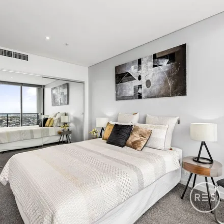 Rent this 4 bed apartment on 64 Lorimer St in Cargo Lane, Docklands VIC 3008