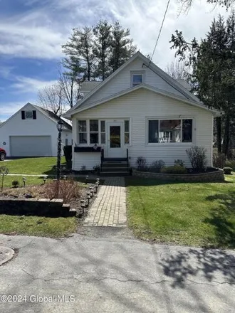 Buy this 5 bed house on 112 Florida Avenue in Defreestville, North Greenbush