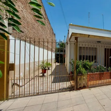 Buy this 2 bed house on Sadi Camot 171 in Partido de Morón, B1708 FEU Castelar