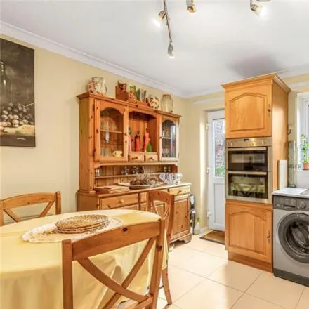 Buy this 2 bed house on Bennetts Close in Lonesome, London