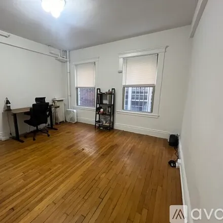 Rent this studio apartment on 270 Huntington Ave