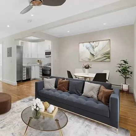 Rent this 4 bed apartment on 322 West 14th Street in New York, NY 10014