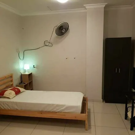 Rent this 1 bed apartment on Block A in Jalan Desa, Taman Desa
