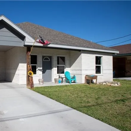 Buy this 3 bed house on 477 Lucero Street in Alice, TX 78332