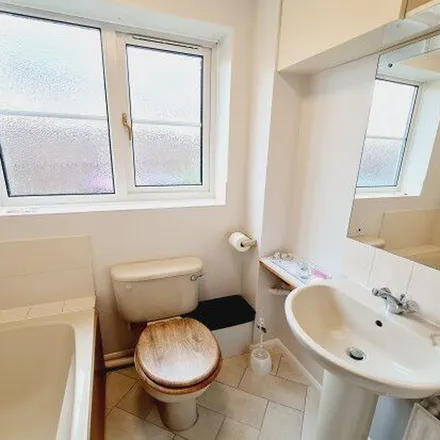 Image 1 - Windsor Close, Sudbrooke, LN2 2YD, United Kingdom - Apartment for rent