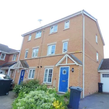 Buy this 4 bed townhouse on Welbury Road in Leicester, LE5 1LX