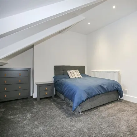 Rent this 4 bed room on Telford Street in Gateshead, NE8 4TT