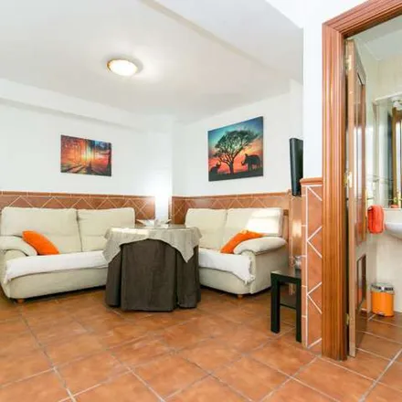 Image 4 - Centro Administrativo Triunfo, Calle Acera de San Ildefonso, 18010 Granada, Spain - Apartment for rent