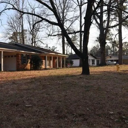 Image 2 - 523 Chestnut Drive, Pecan Acres, Starkville, MS 39759, USA - House for sale