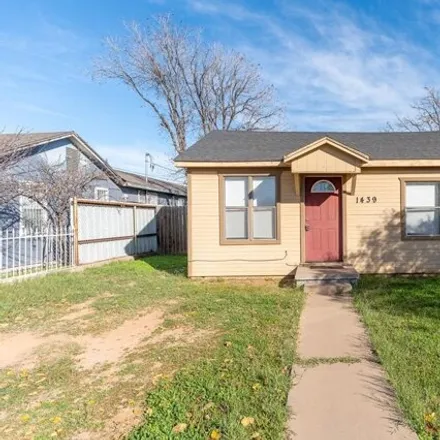 Buy this 1 bed house on 618 Dwayne Street in Odessa, TX 79761