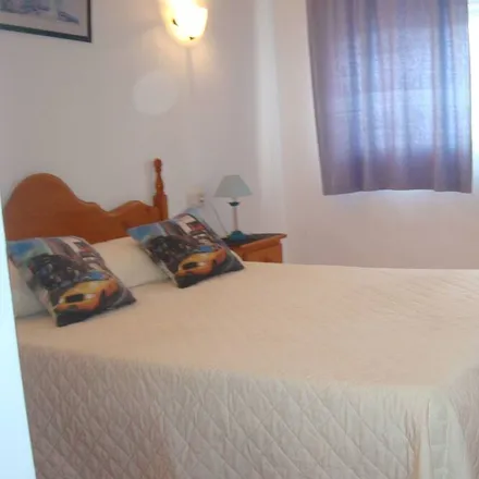 Rent this 2 bed apartment on Andalusia