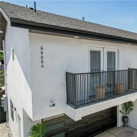 Buy this studio apartment on 6903 Adamson Avenue in Bell Gardens, CA 90201