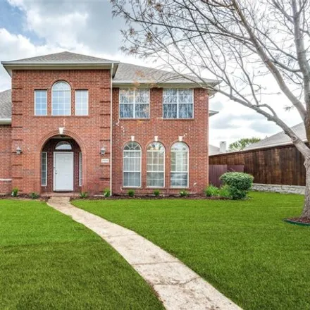 Rent this 4 bed house on 2922 Woods Drive in Plano, TX 75025