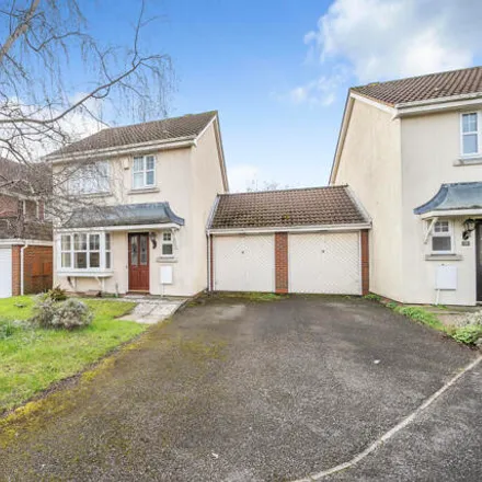 Buy this 3 bed house on 39 The Furlong in Bristol, BS6 7TF
