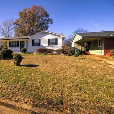 Image 3 - 4145 Bow Street, Memphis, TN 38109, USA - House for sale