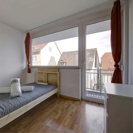 Rent this 3 bed room on Aachener Straße 8 in 70376 Stuttgart, Germany