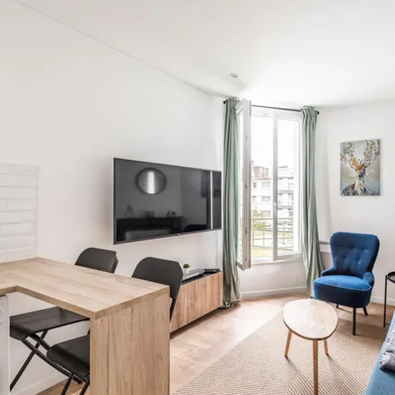 Image 5 - 128 Avenue de la République, 92400 Courbevoie, France - Apartment for rent