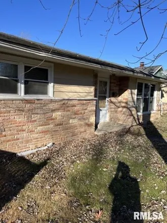 Image 3 - 576 South 27th Street, Mount Vernon, IL 62864, USA - House for sale