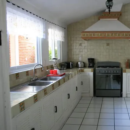 Rent this 5 bed house on Yautepec
